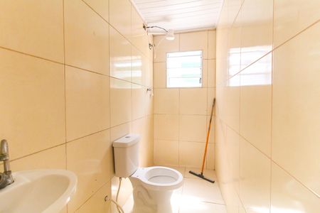 Casa para alugar com 45m², 1 quarto e sem vaga Casa para alugar com 45m², 1 quarto e sem vagaBanheiro