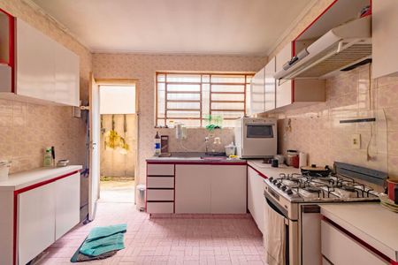 Casa para alugar com 300m², 3 quartos e 2 vagas