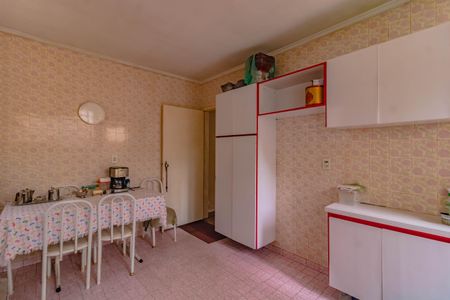 Casa para alugar com 300m², 3 quartos e 2 vagas