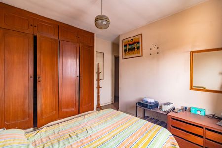 Casa para alugar com 300m², 3 quartos e 2 vagas