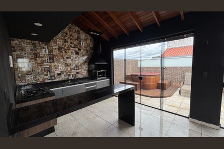 Apartamento à venda com 102m², 2 quartos e 1 vaga Apartamento à venda com 102m², 2 quartos e 1 vagaCobertura