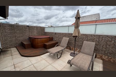 Apartamento à venda com 102m², 2 quartos e 1 vaga Apartamento à venda com 102m², 2 quartos e 1 vagaCobertura