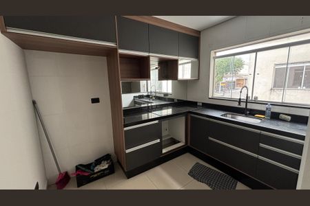Apartamento à venda com 102m², 2 quartos e 1 vaga Apartamento à venda com 102m², 2 quartos e 1 vagaCozinha
