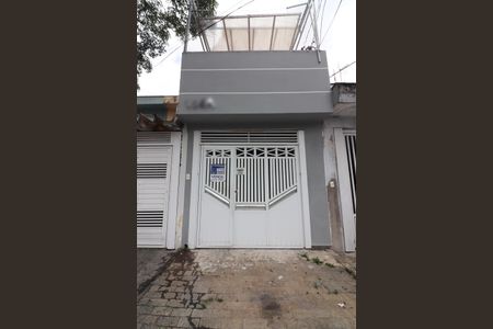 Casa à venda com 125m², 3 quartos e 1 vagaFachada