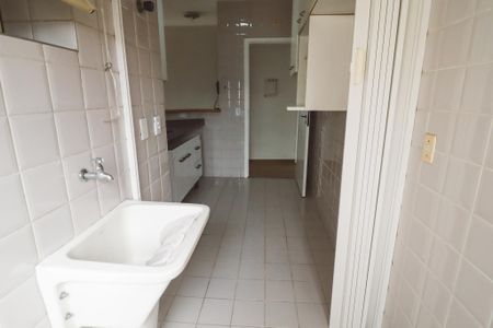 Apartamento à venda com 60m², 3 quartos e 1 vaga Apartamento à venda com 60m², 3 quartos e 1 vagaÁrea de Serviço