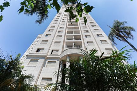 Apartamento à venda com 60m², 3 quartos e 1 vaga Apartamento à venda com 60m², 3 quartos e 1 vagaFachada do bloco