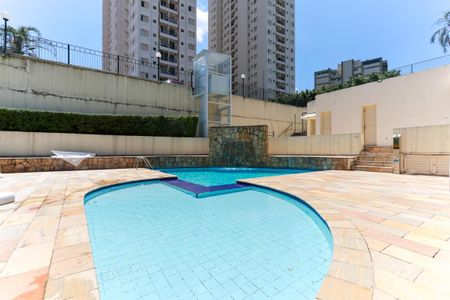Apartamento à venda com 60m², 3 quartos e 1 vaga Apartamento à venda com 60m², 3 quartos e 1 vagaÁrea comum - Piscina