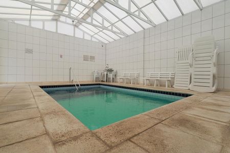 Apartamento à venda com 60m², 3 quartos e 1 vaga Apartamento à venda com 60m², 3 quartos e 1 vagaÁrea comum - Piscina climatizada