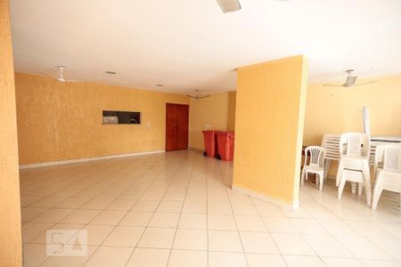 Apartamento à venda com 58m², 2 quartos e 1 vagaÁrea comum