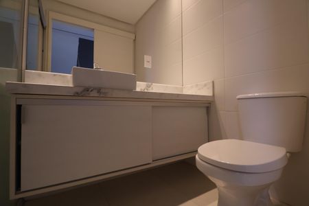 Casa de condomínio à venda com 150m², 3 quartos e 2 vagasBanheiro