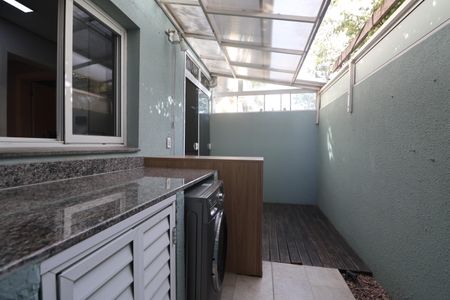 Casa de condomínio à venda com 150m², 3 quartos e 2 vagasEspaço Gourmet