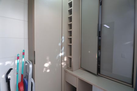 Casa de condomínio à venda com 150m², 3 quartos e 2 vagasLavanderia