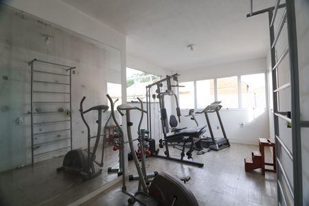 Casa de condomínio à venda com 150m², 3 quartos e 2 vagasÁrea comum - Academia