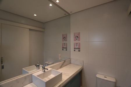 Casa de condomínio à venda com 150m², 3 quartos e 2 vagasBanheiro suíte 1