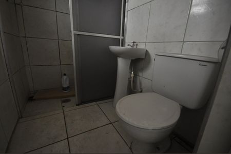 Casa à venda com 98m², 5 quartos e sem vagaBanheiro  1