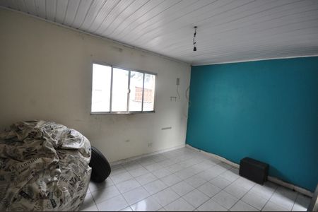Casa à venda com 98m², 5 quartos e sem vagaSala /Quarto