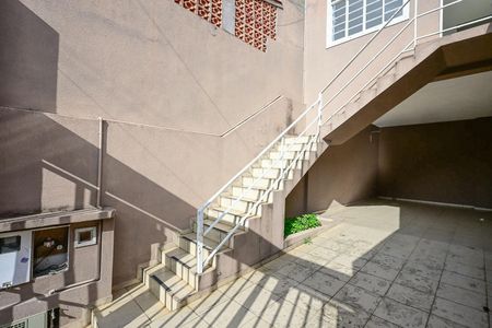 Casa para alugar com 110m², 2 quartos e 2 vagasEntrada