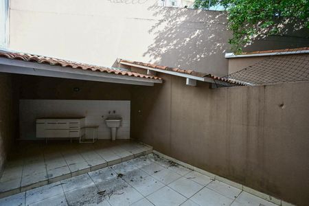 Casa para alugar com 110m², 2 quartos e 2 vagasQuintal