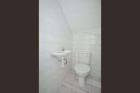 Lavabo de casa para alugar com 2 quartos, 110m² em Cidade Intercap, Taboão da Serra