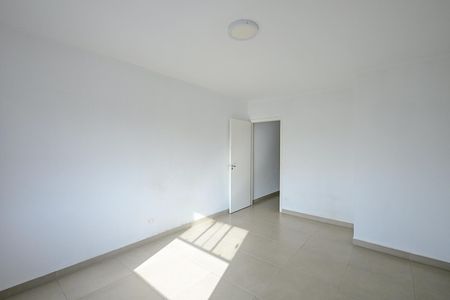 Quarto 1 de casa para alugar com 2 quartos, 110m² em Cidade Intercap, Taboão da Serra