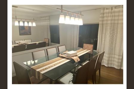 Apartamento para alugar com 8 quartos, 309m² em Santo Amaro, São Paulo