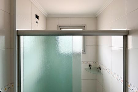 Apartamento à venda com 69m², 3 quartos e 2 vagas Apartamento à venda com 69m², 3 quartos e 2 vagasBanheiro da Suíte