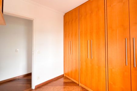 Apartamento à venda com 69m², 3 quartos e 2 vagas Apartamento à venda com 69m², 3 quartos e 2 vagasQuarto 2