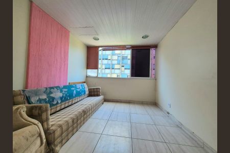 Apartamento à venda com 28m², 1 quarto e sem vaga