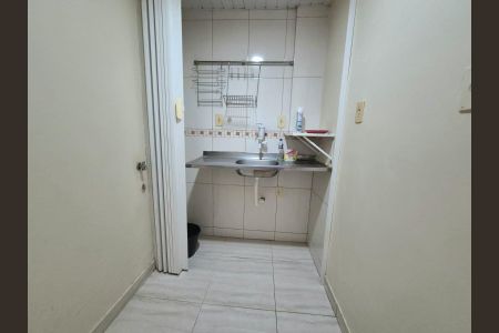 Apartamento à venda com 28m², 1 quarto e sem vaga