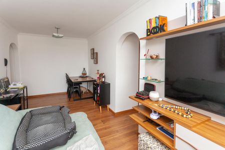 Apartamento à venda com 65m², 2 quartos e 2 vagasSala