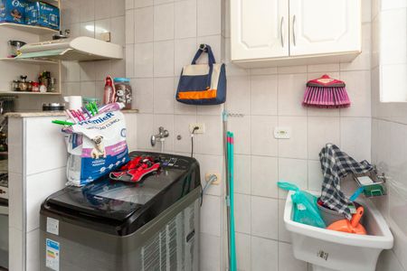 Apartamento à venda com 65m², 2 quartos e 2 vagasÁrea de Serviço