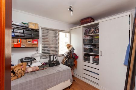 Apartamento à venda com 65m², 2 quartos e 2 vagasQuarto 2
