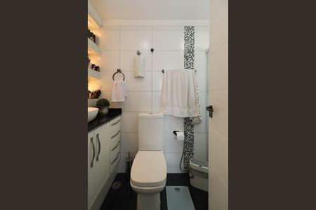 Apartamento à venda com 96m², 3 quartos e 2 vagasBanheiro da Suíte 