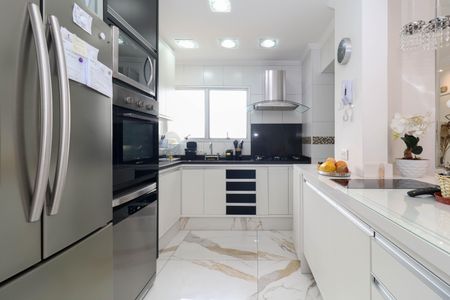 Apartamento à venda com 96m², 3 quartos e 2 vagasCozinha