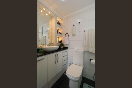 Apartamento à venda com 96m², 3 quartos e 2 vagasBanheiro da Suíte 