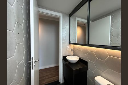 Apartamento para alugar com 46m², 2 quartos e 1 vaga Apartamento para alugar com 46m², 2 quartos e 1 vagaBanheiro