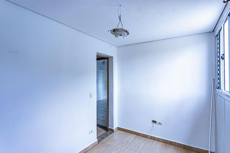 Casa para alugar com 50m², 2 quartos e 1 vaga Casa para alugar com 50m², 2 quartos e 1 vagaQuarto