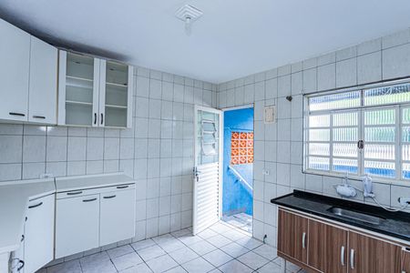 Casa para alugar com 50m², 2 quartos e 1 vaga Casa para alugar com 50m², 2 quartos e 1 vagaCozinha