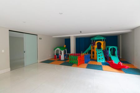 Apartamento para alugar com 120m², 4 quartos e 2 vagas