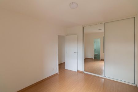 Apartamento para alugar com 120m², 4 quartos e 2 vagas