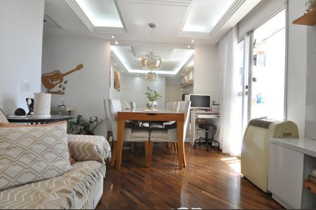 Sala de apartamento à venda com 2 quartos, 52m² em Parque Edu Chaves, São Paulo