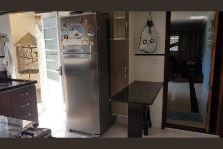 Casa à venda com 3 quartos, 155m² em Parque Maria Domitila, São Paulo