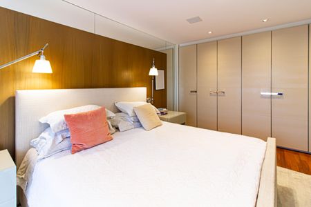 Apartamento à venda com 271m², 4 quartos e 4 vagasSuíte 1