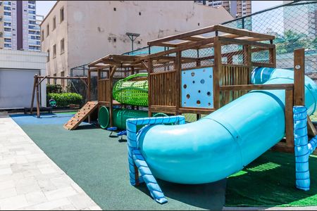 Apartamento à venda com 271m², 4 quartos e 4 vagasPlayground