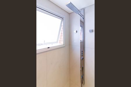 Apartamento à venda com 271m², 4 quartos e 4 vagasBanheiro da Suíte 1