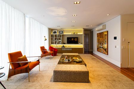 Apartamento à venda com 271m², 4 quartos e 4 vagasSala 