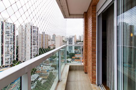 Apartamento à venda com 271m², 4 quartos e 4 vagasVaranda da Suíte 1