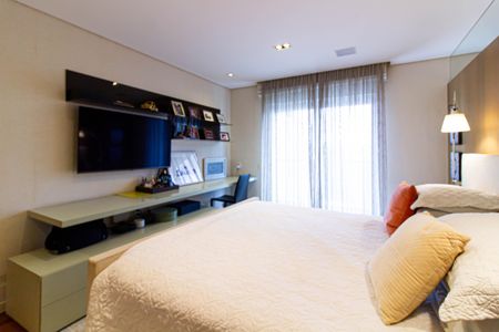 Apartamento à venda com 271m², 4 quartos e 4 vagasSuíte 1