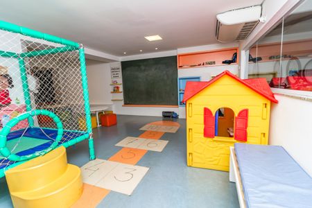 Apartamento à venda com 271m², 4 quartos e 4 vagasBrinquedoteca