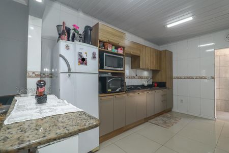 Cozinha de casa à venda com 2 quartos, 108m² em Mário Quintana, Porto Alegre